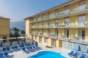 Гостиница Hotel Drago  Бренцоне